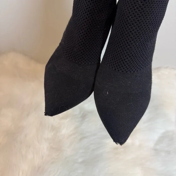 Burberry Kimberly Sock Knit Circle Heel Boots 38.5